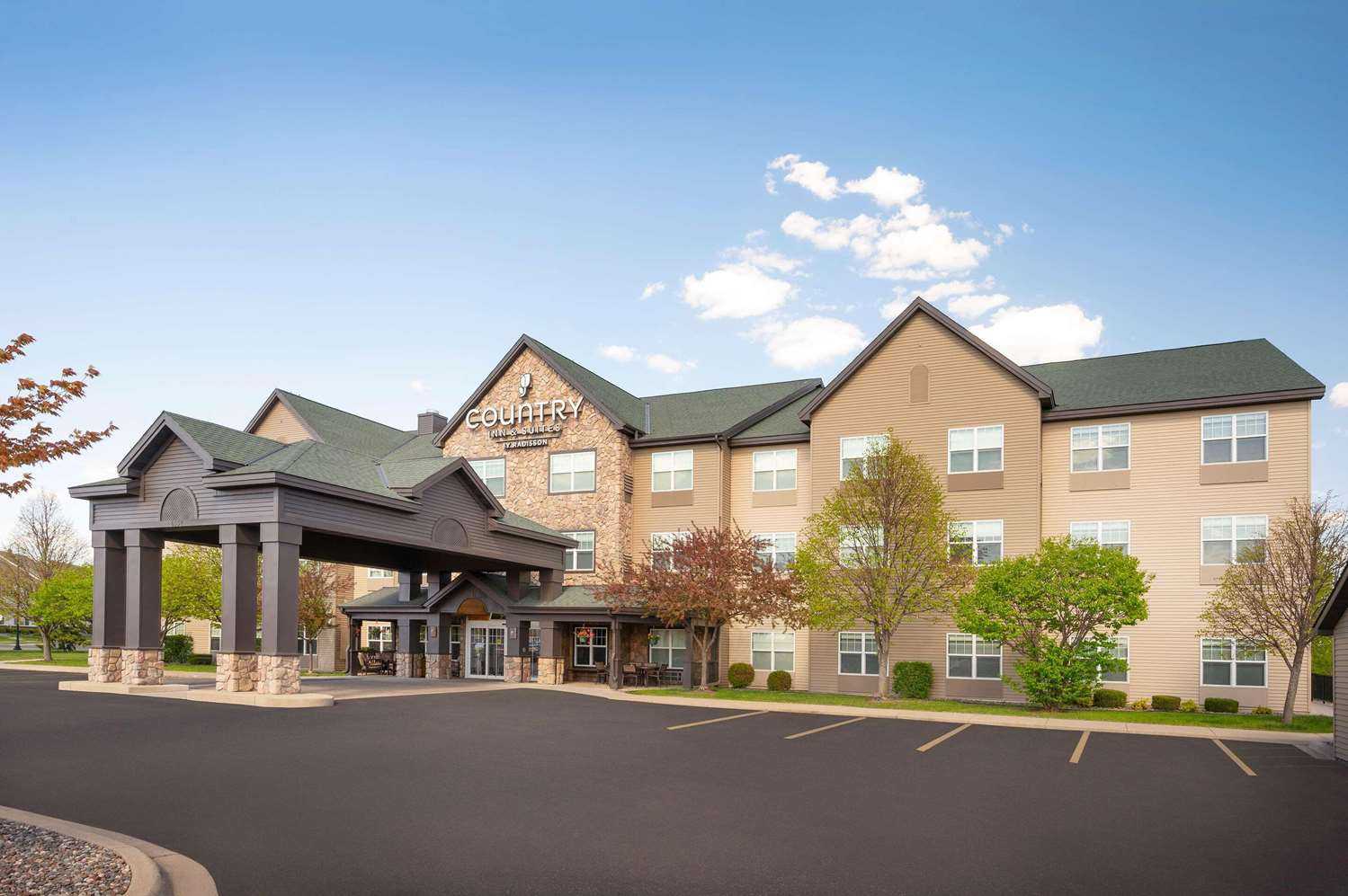 Country Inn & Suites By Radisson- Albertville MN in Albertville, MN