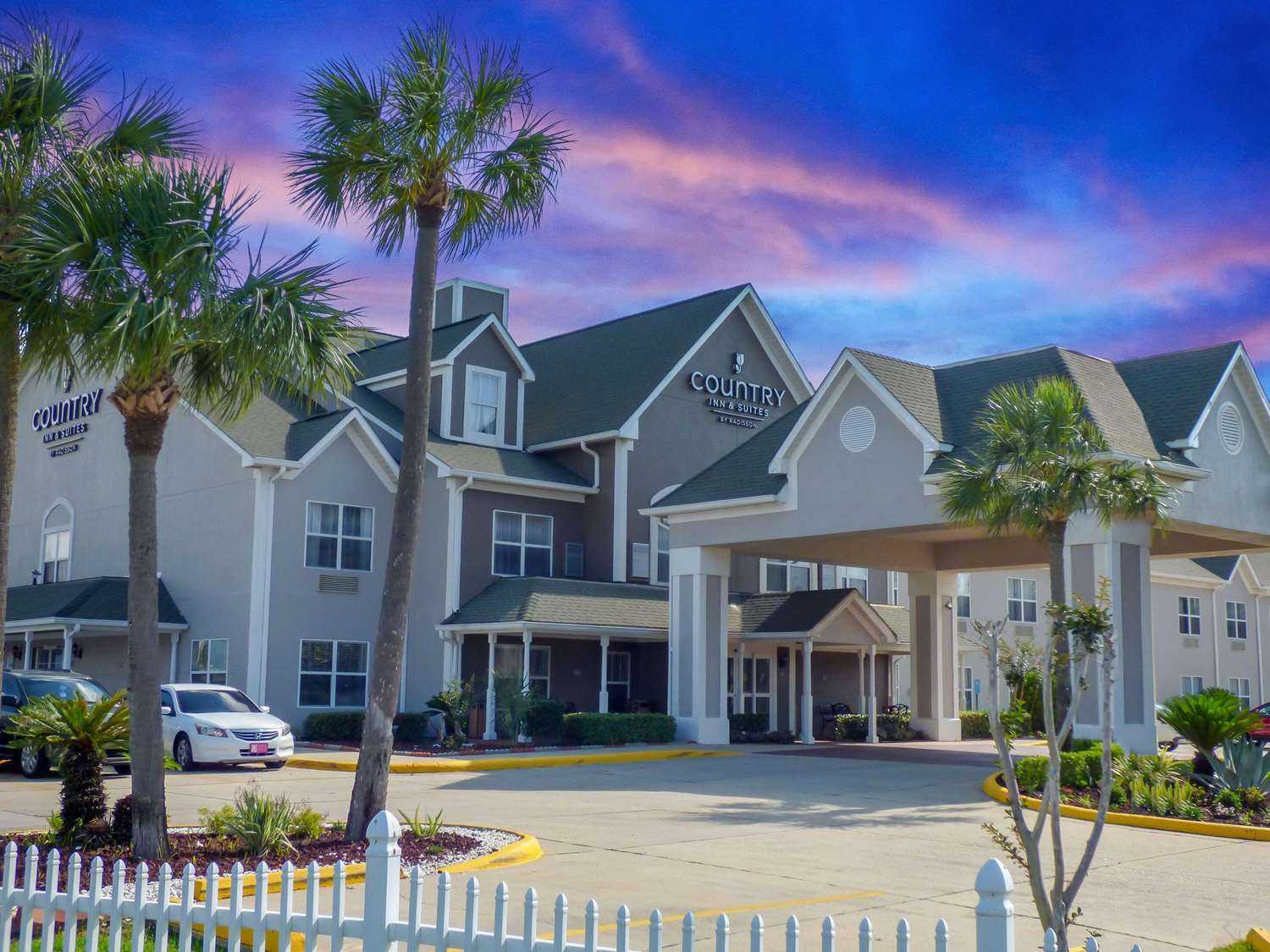 Country Inn & Suites By Radisson Biloxi-Ocean Springs, MS in Ocean Springs, MS