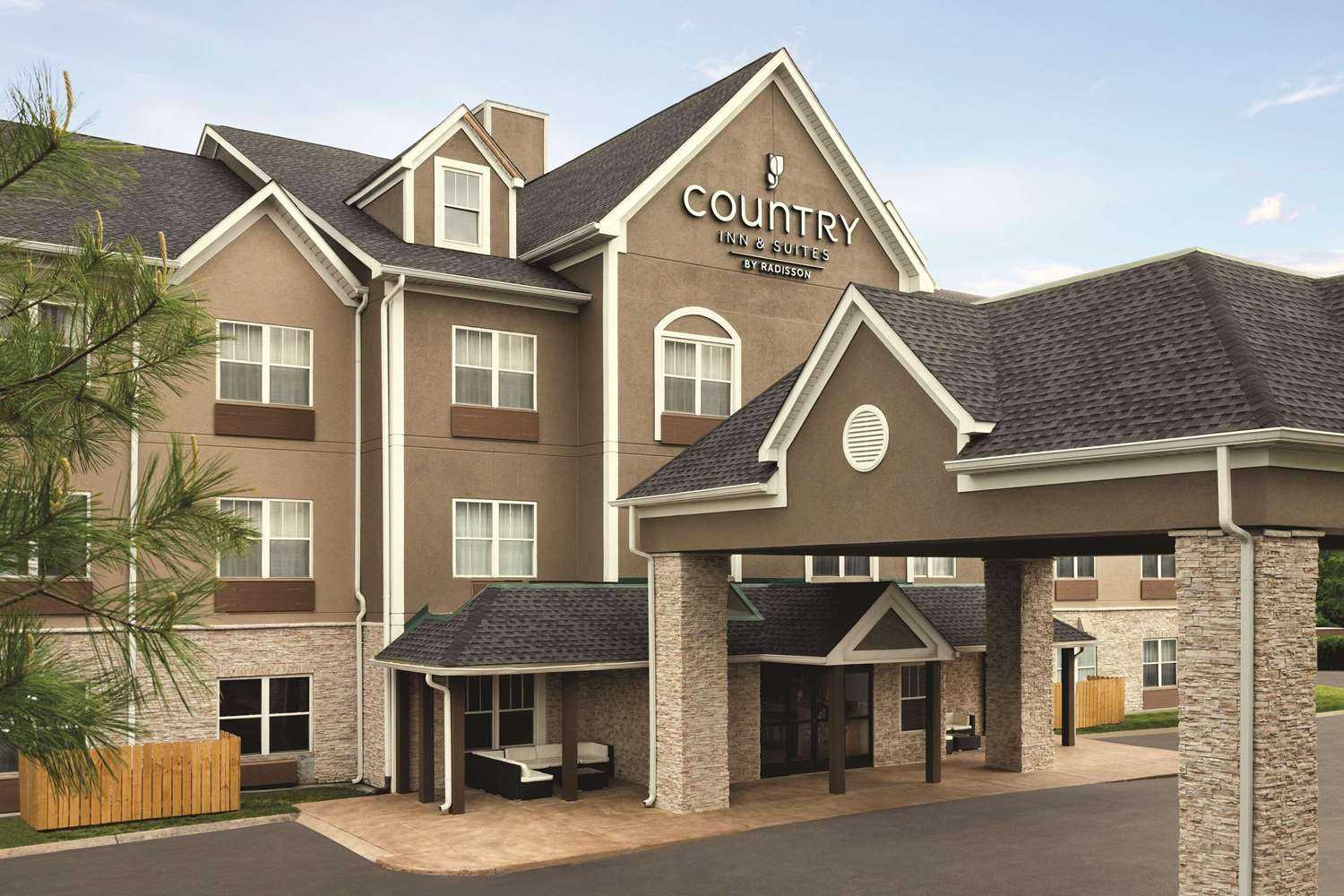 Country Inn & Suites By Radisson, Nashville Airport East, TN in Nashville, TN