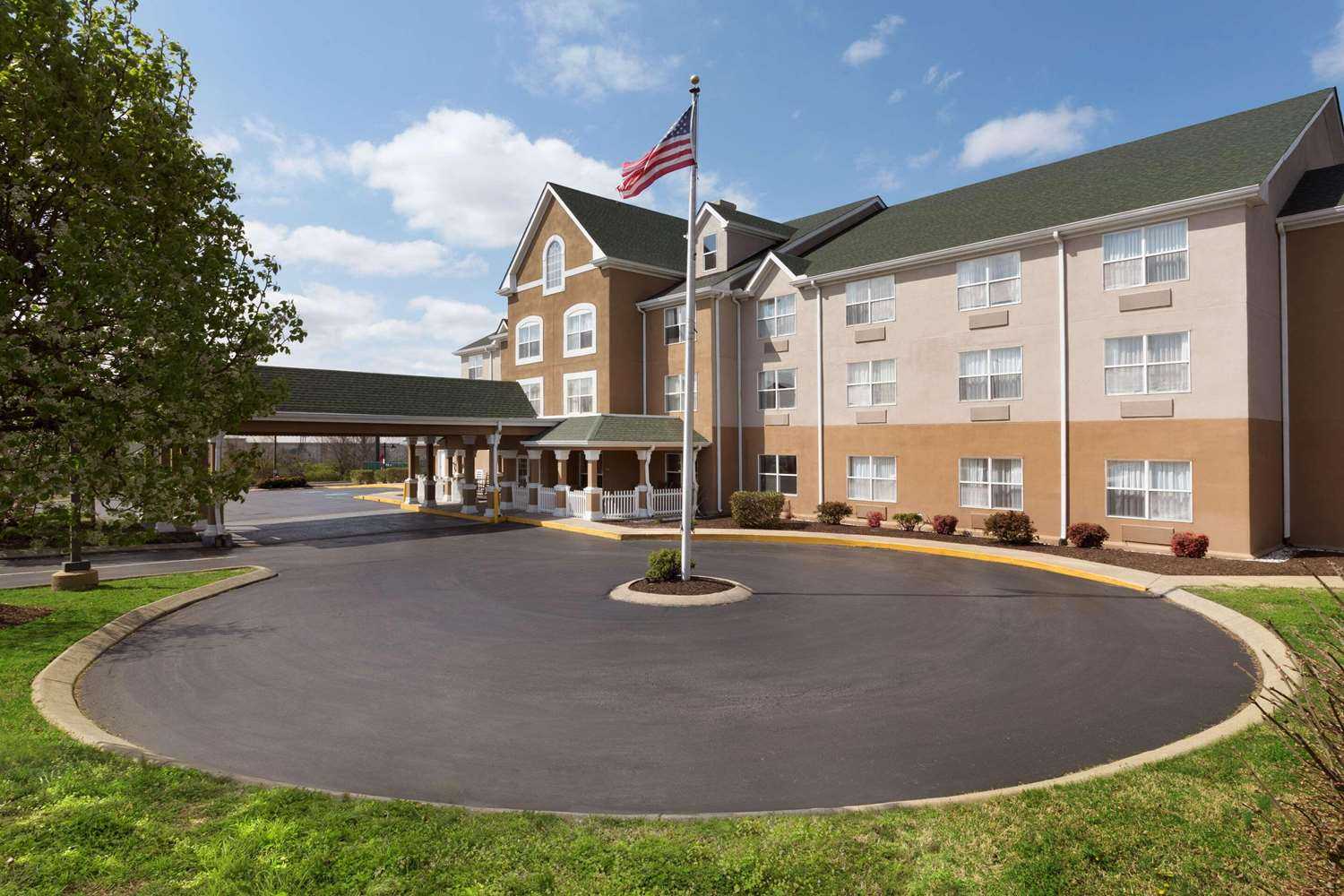 Country Inn & Suites By Radisson Nashville in Nashville, TN