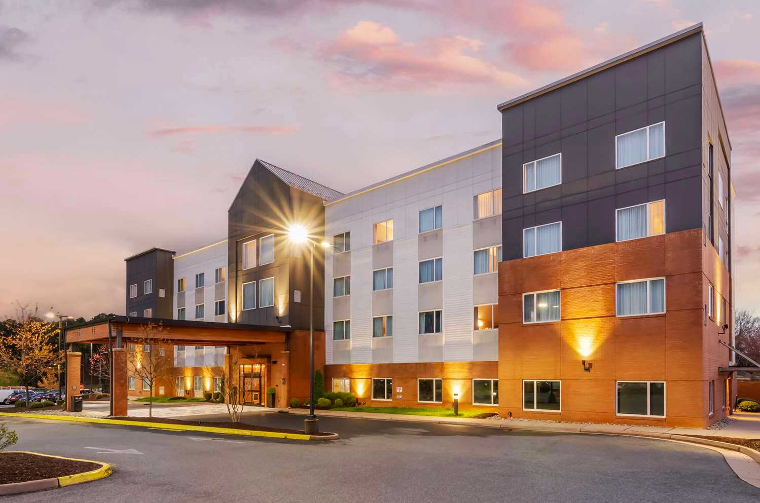 Country Inn & Suites By Radisson, Charlottesville-UVA, VA in Charlottesville, VA