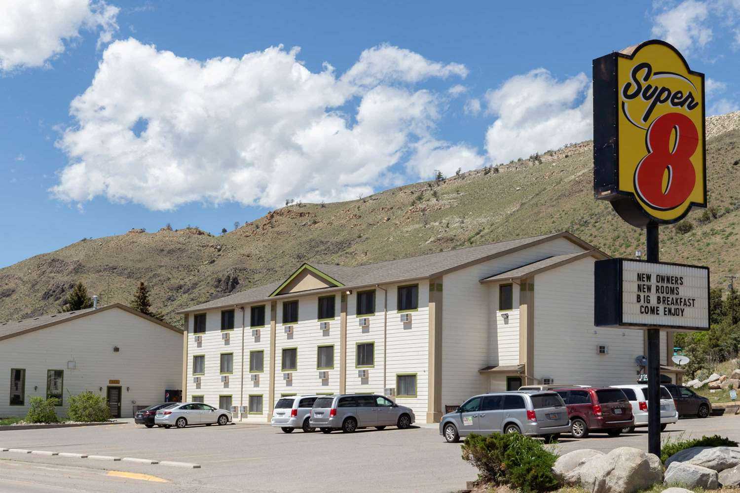 Super 8 by Wyndham Gardiner/Yellowstone Park Area in Gardiner, MT