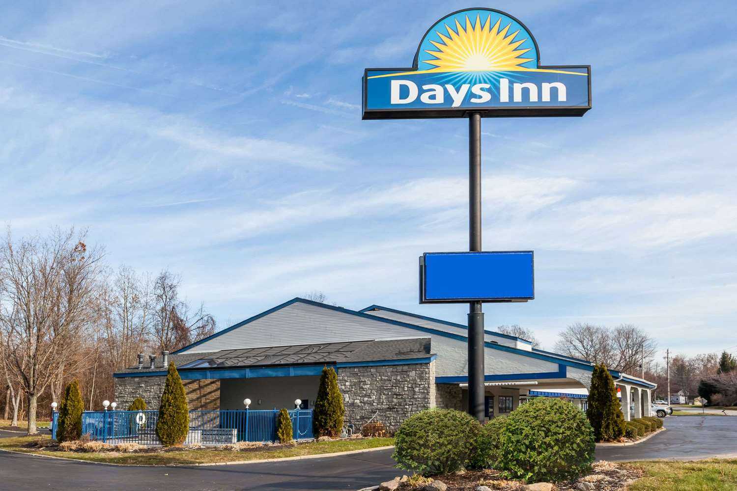 Days Inn by Wyndham Kent - Akron in Kent, OH