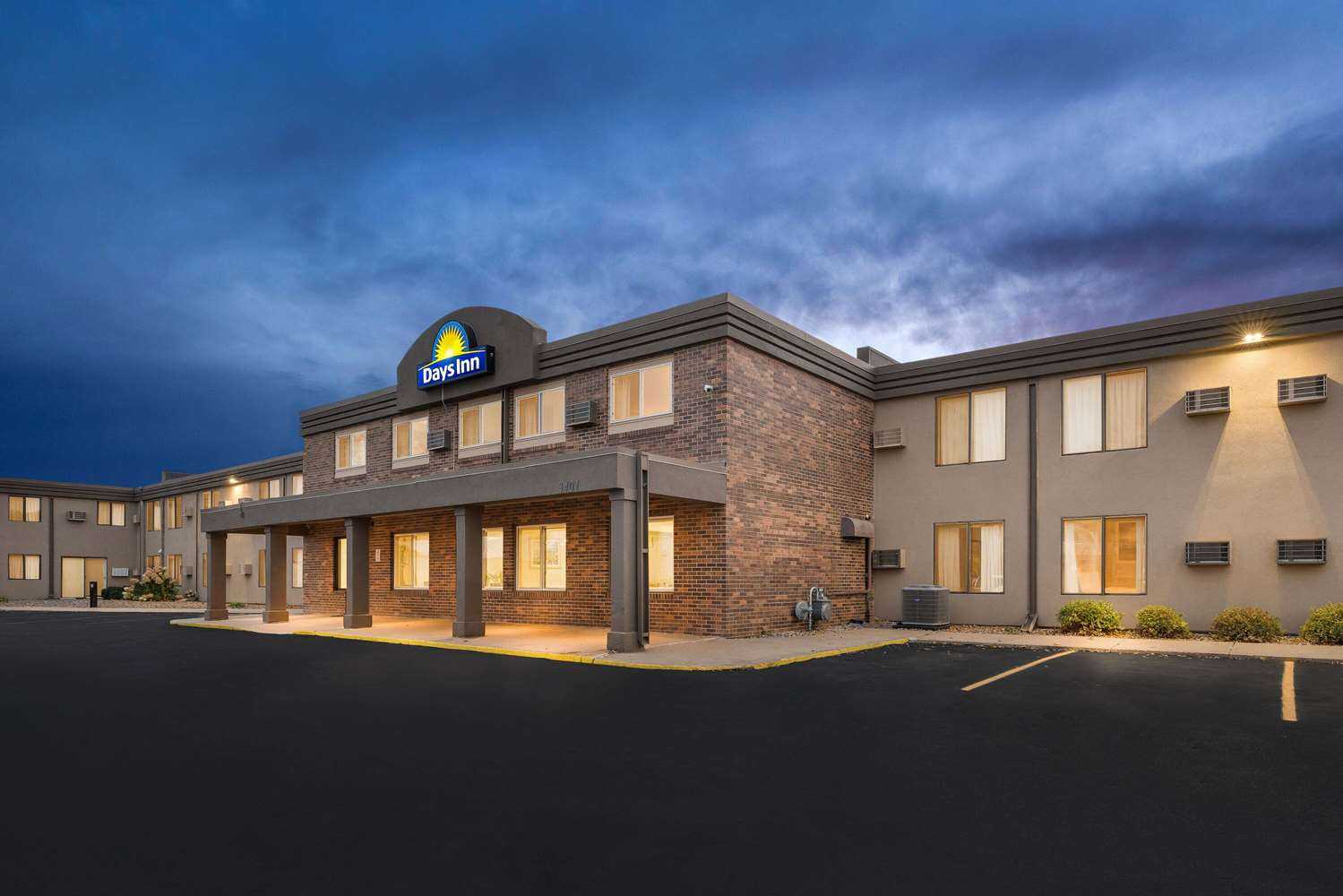 Days Inn by Wyndham Sioux Falls Empire in Sioux Falls, SD