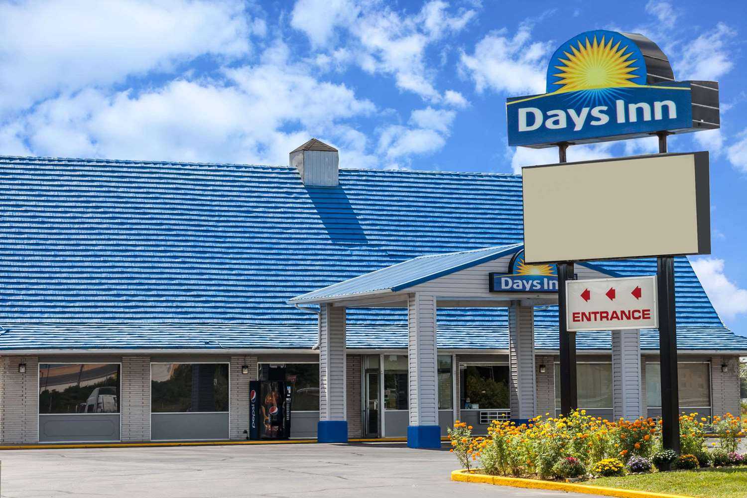 Days Inn by Wyndham Seymour in Seymour, IN