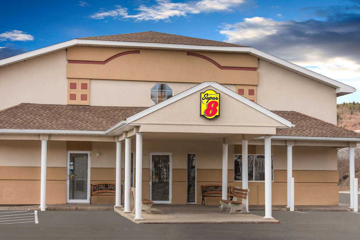 Super 8 by Wyndham Clearfield in Clearfield, PA