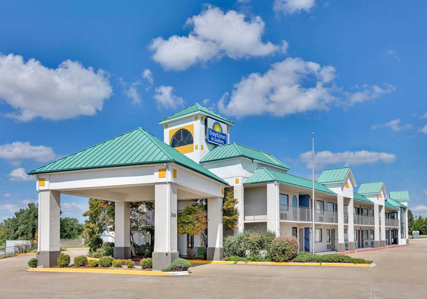 Days Inn & Suites by Wyndham Bentonville in 本顿维尔, AR