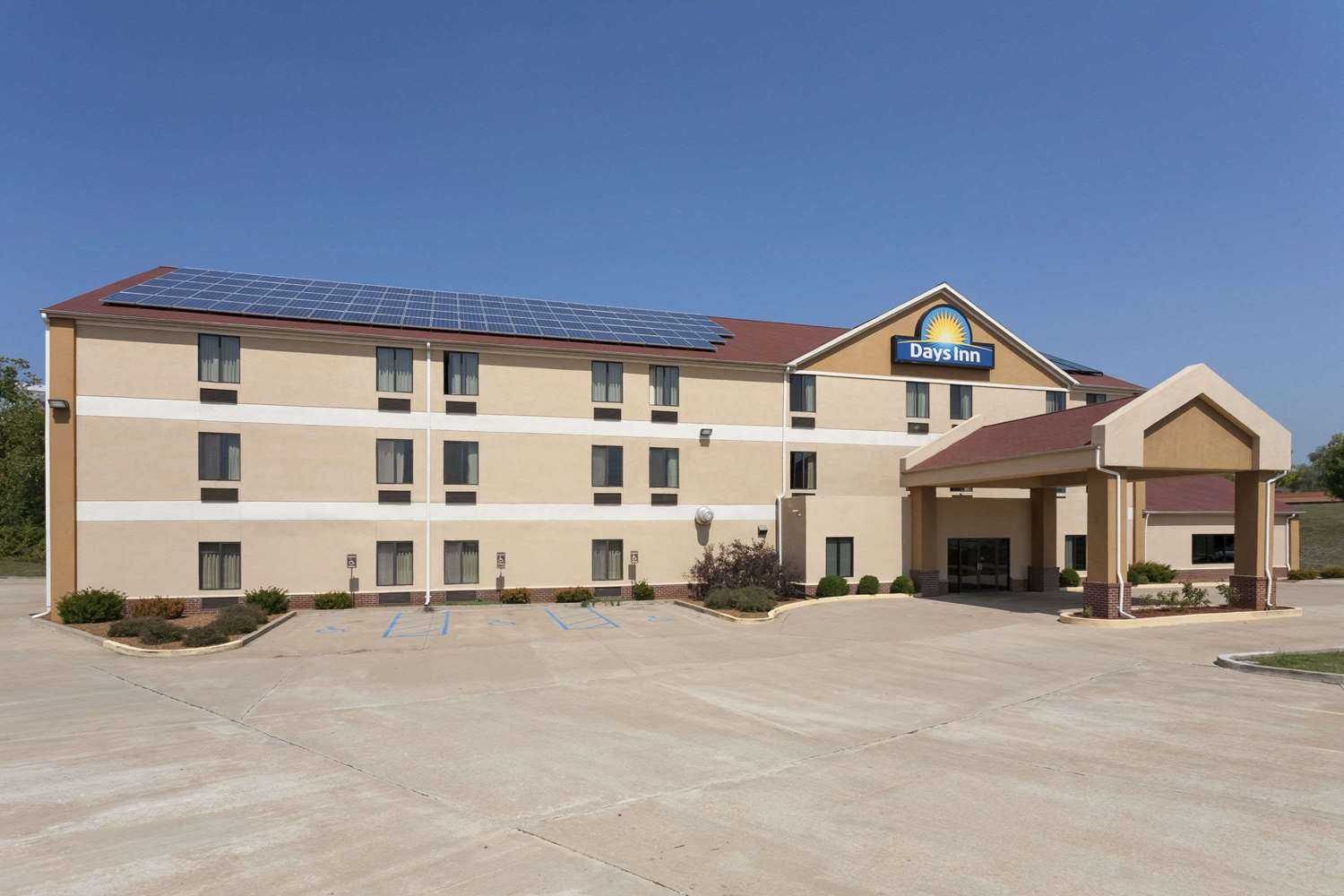 Days Inn by Wyndham Jefferson City in Jefferson City, MO