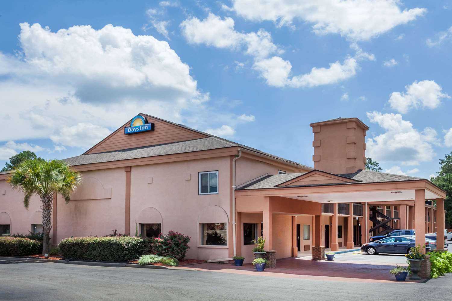 Days Inn by Wyndham Columbia in Columbia, SC