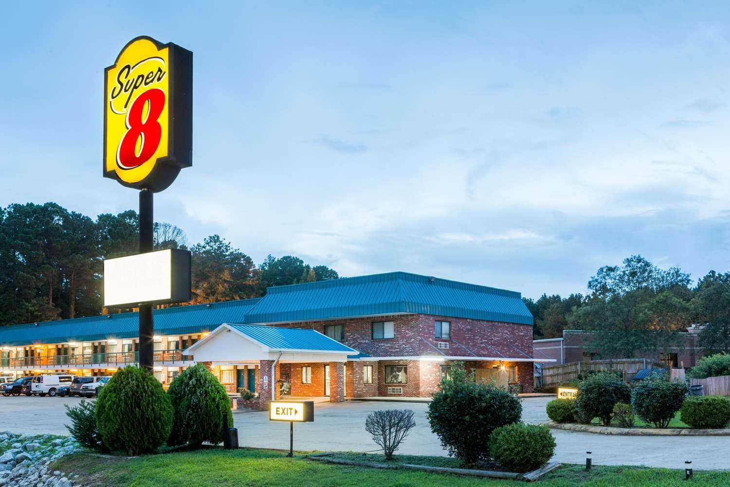 Super 8 by Wyndham Kosciusko in Kosciusko, MS