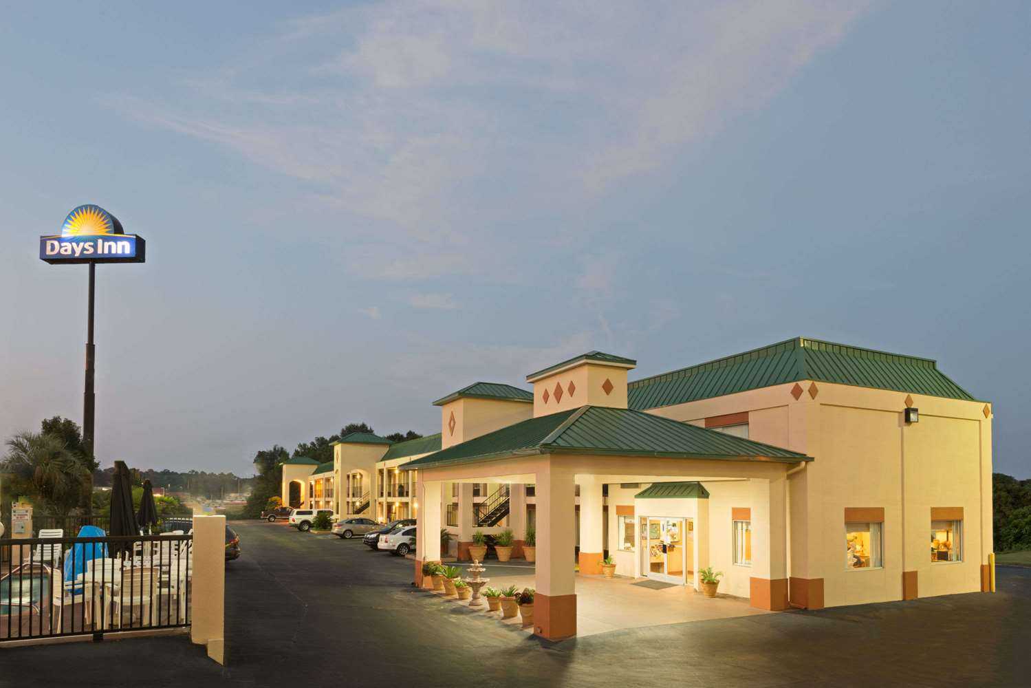 Days Inn by Wyndham Greenville in Greenville, AL