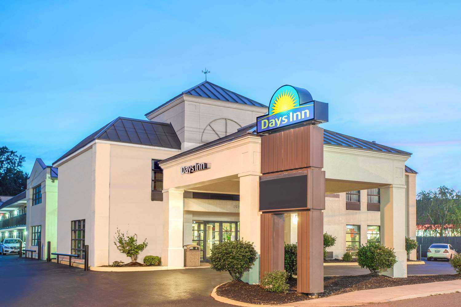 Days Inn by Wyndham Salem in Salem, VA