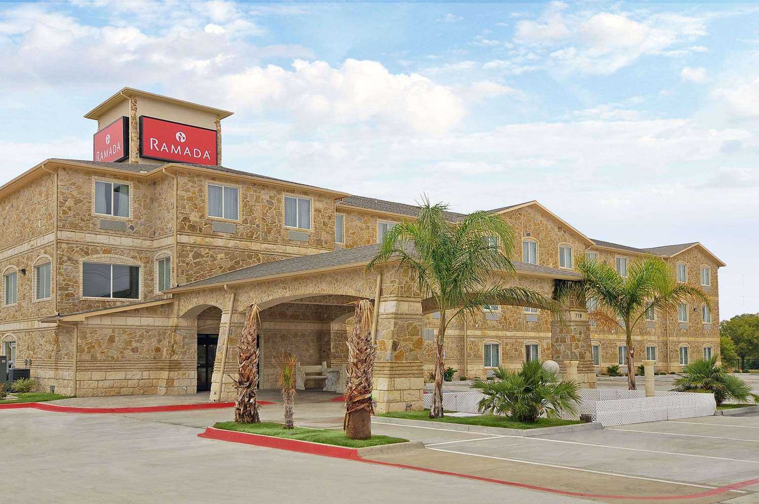 Ramada by Wyndham South Waco in Hewitt, TX