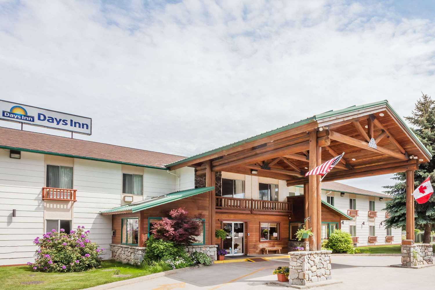 Days Inn by Wyndham Sandpoint in Ponderay, ID