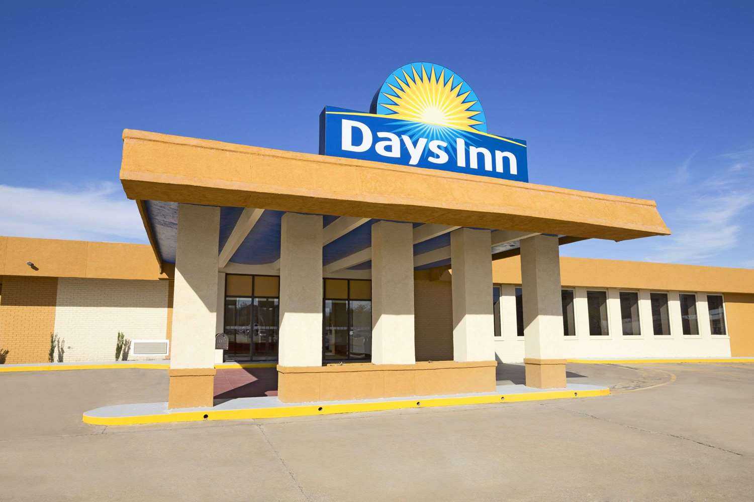 Days Inn by Wyndham Henryetta in Henryetta, OK