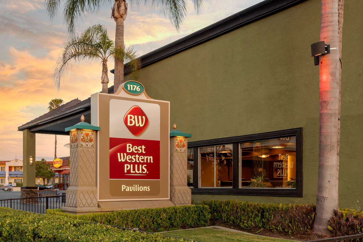 Best Western Plus Pavilions in Anaheim, CA