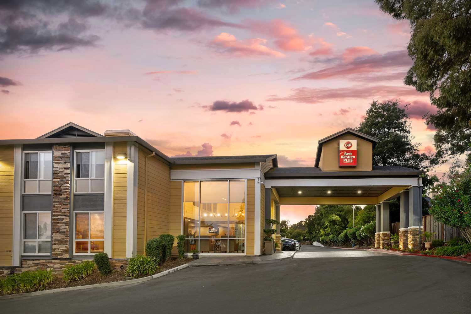 Best Western Plus Heritage Inn in Benicia, CA