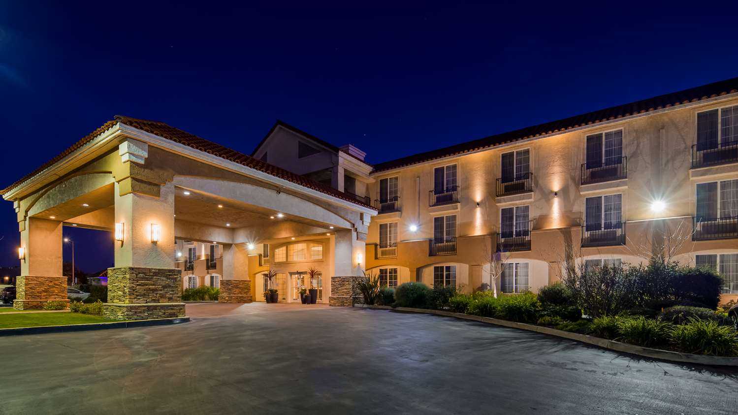 Best Western Plus Salinas Valley Inn & Suites in Salinas, CA