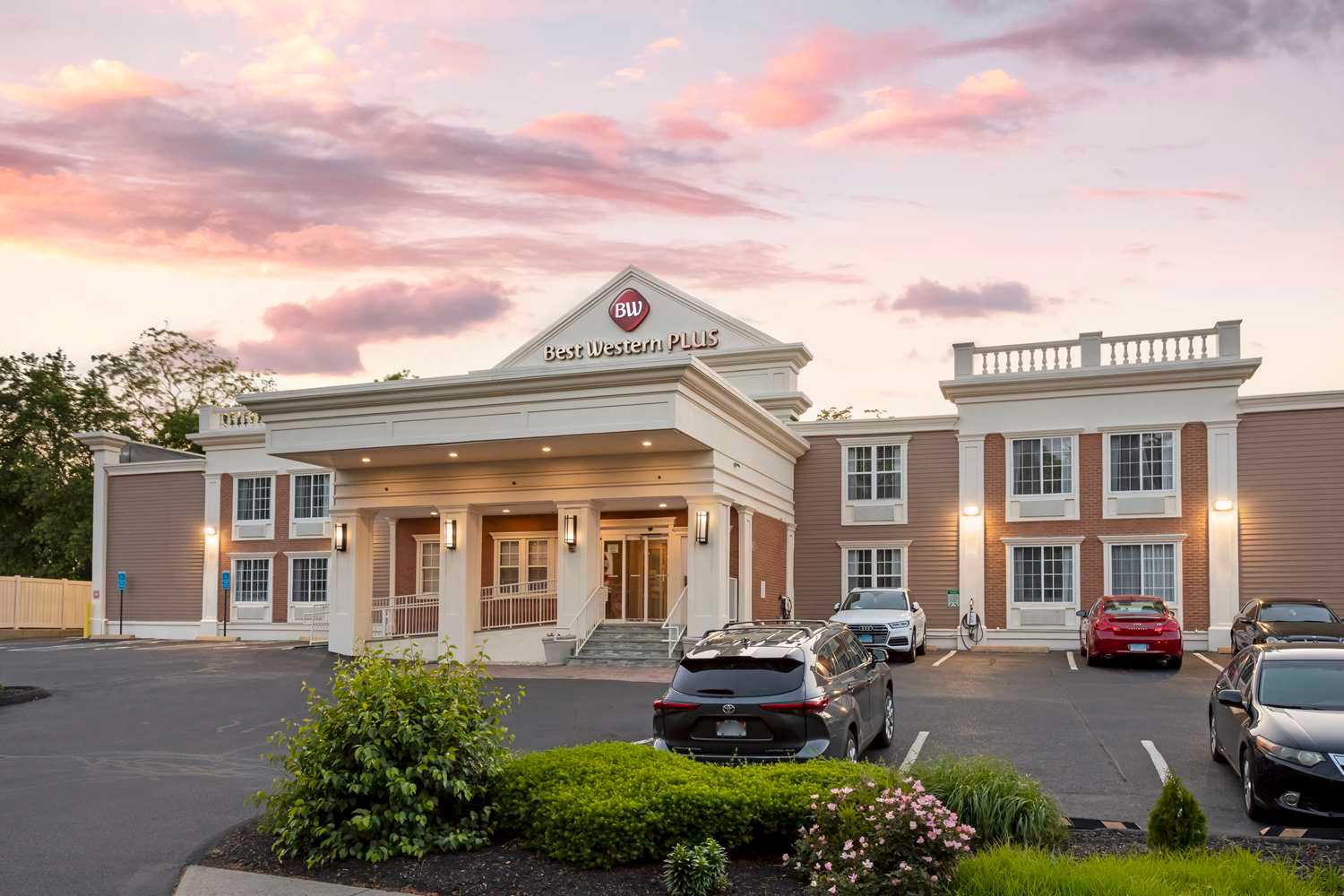 Best Western Plus Fairfield Hotel in Fairfield, CT