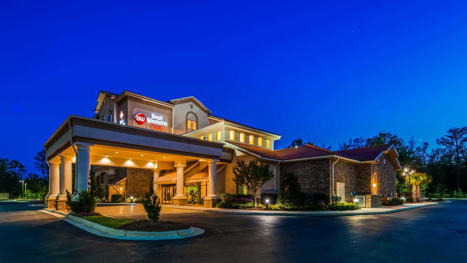 Best Western Plus Westgate Inn & Suites in Leland, NC