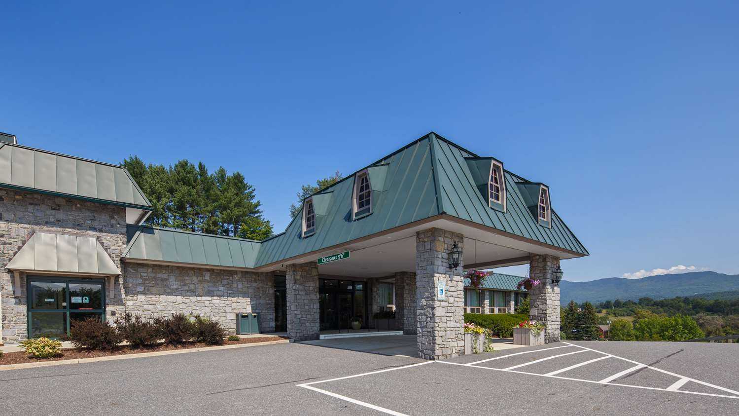 Best Western Plus Waterbury - Stowe in Waterbury, VT