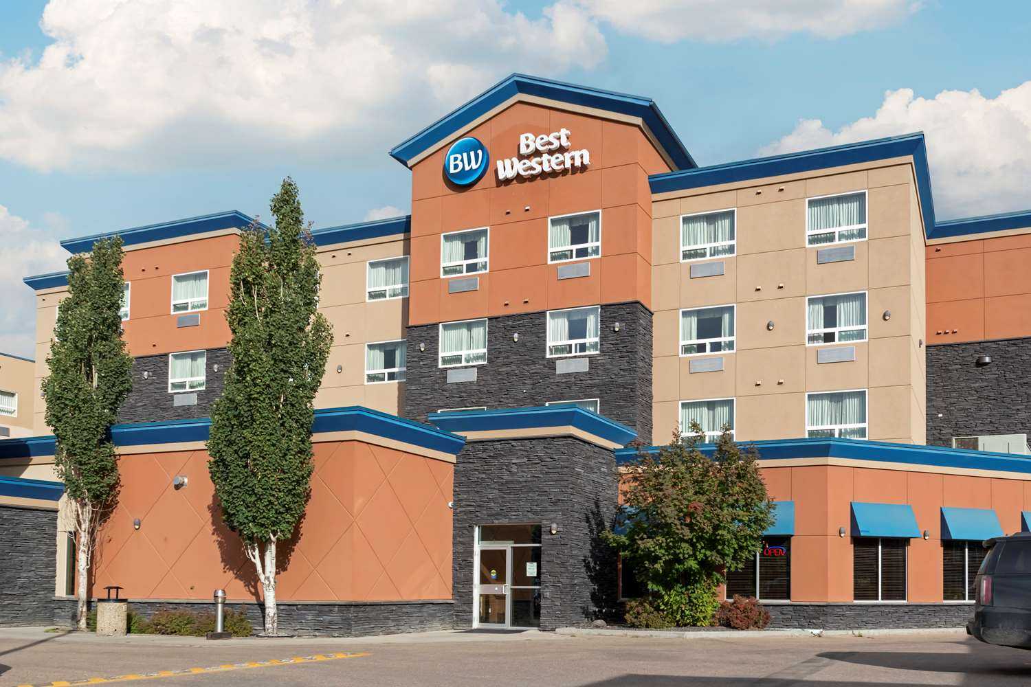 Best Western Cold Lake Inn in Cold Lake, AB