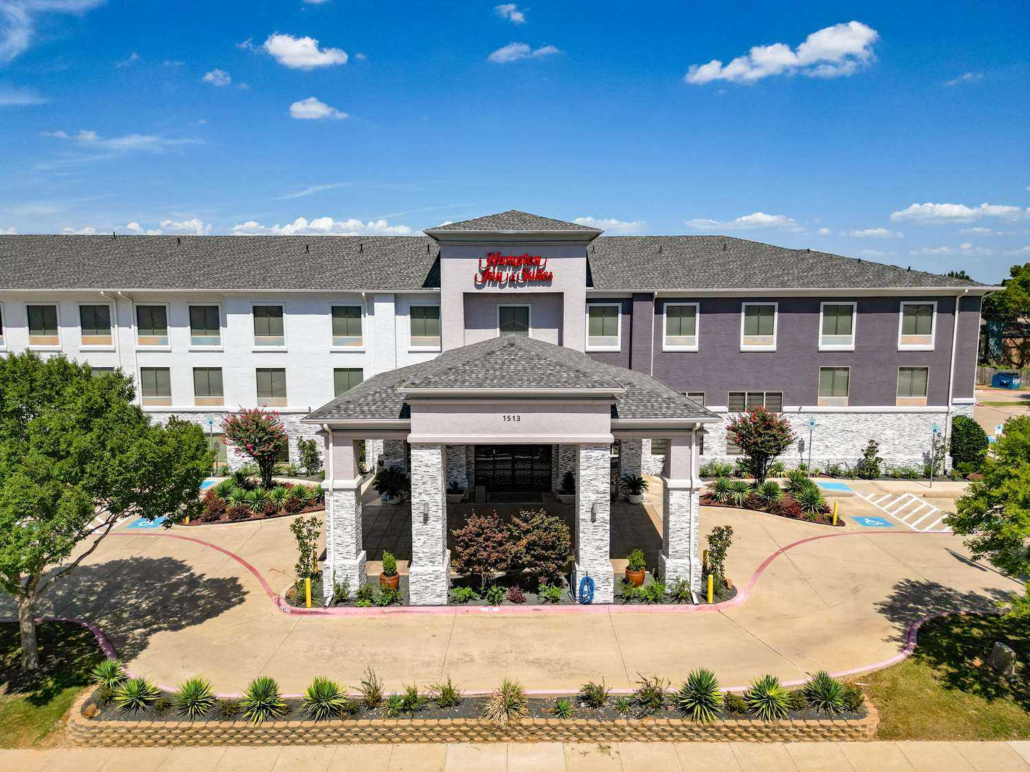 Hampton Inn & Suites Denton a Denton, TX