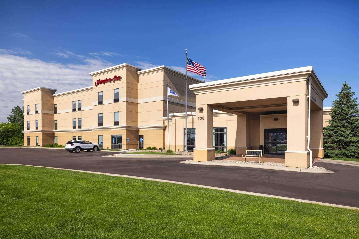 Hampton Inn Fairmont in Fairmont, MN