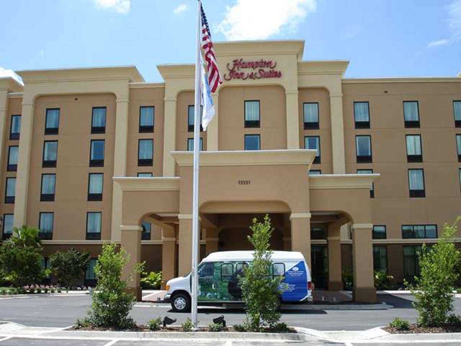 Hampton Inn & Suites Jacksonville-Airport in Jacksonville, FL