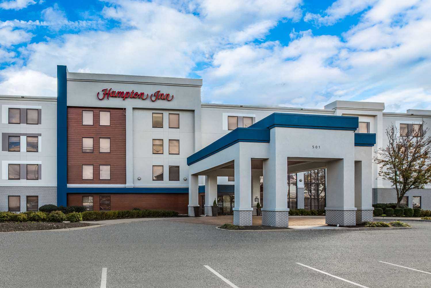 Hampton Inn Linden in Tilo, NJ