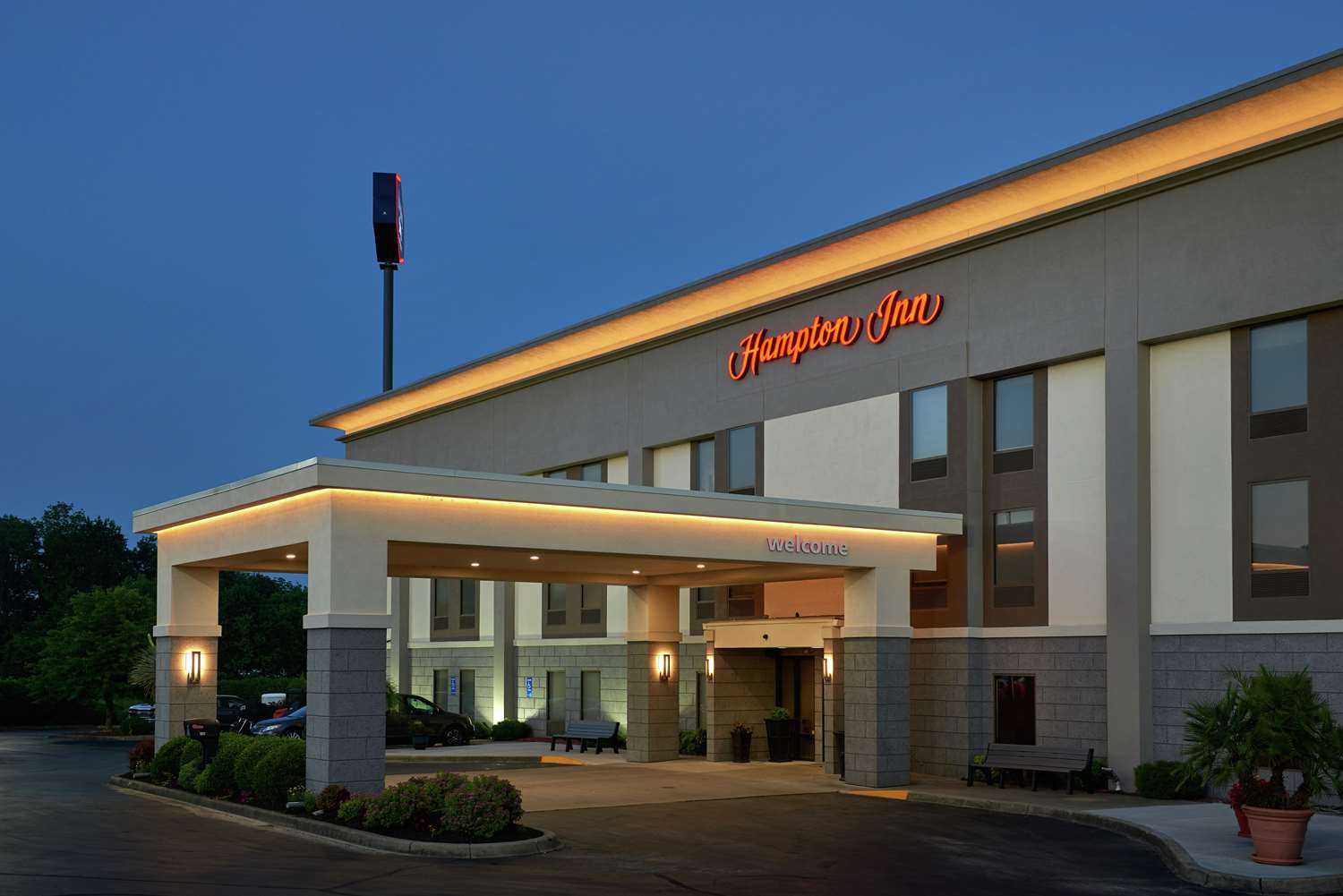 Hampton Inn Louisville I-65 @ Brooks Rd. in Brooks, KY