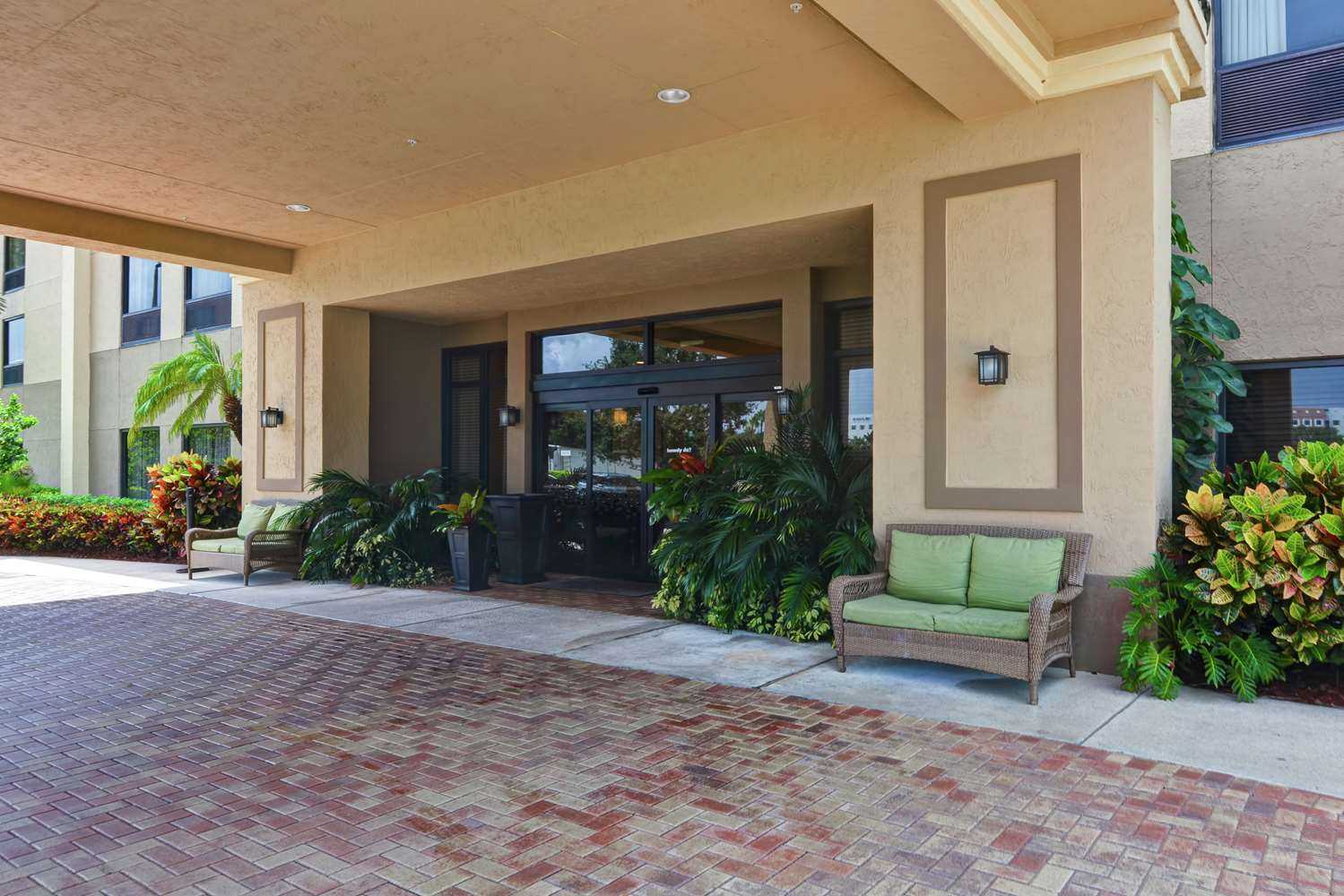 Hampton Inn West Palm Beach Florida Turnpike in West Palm Beach, FL