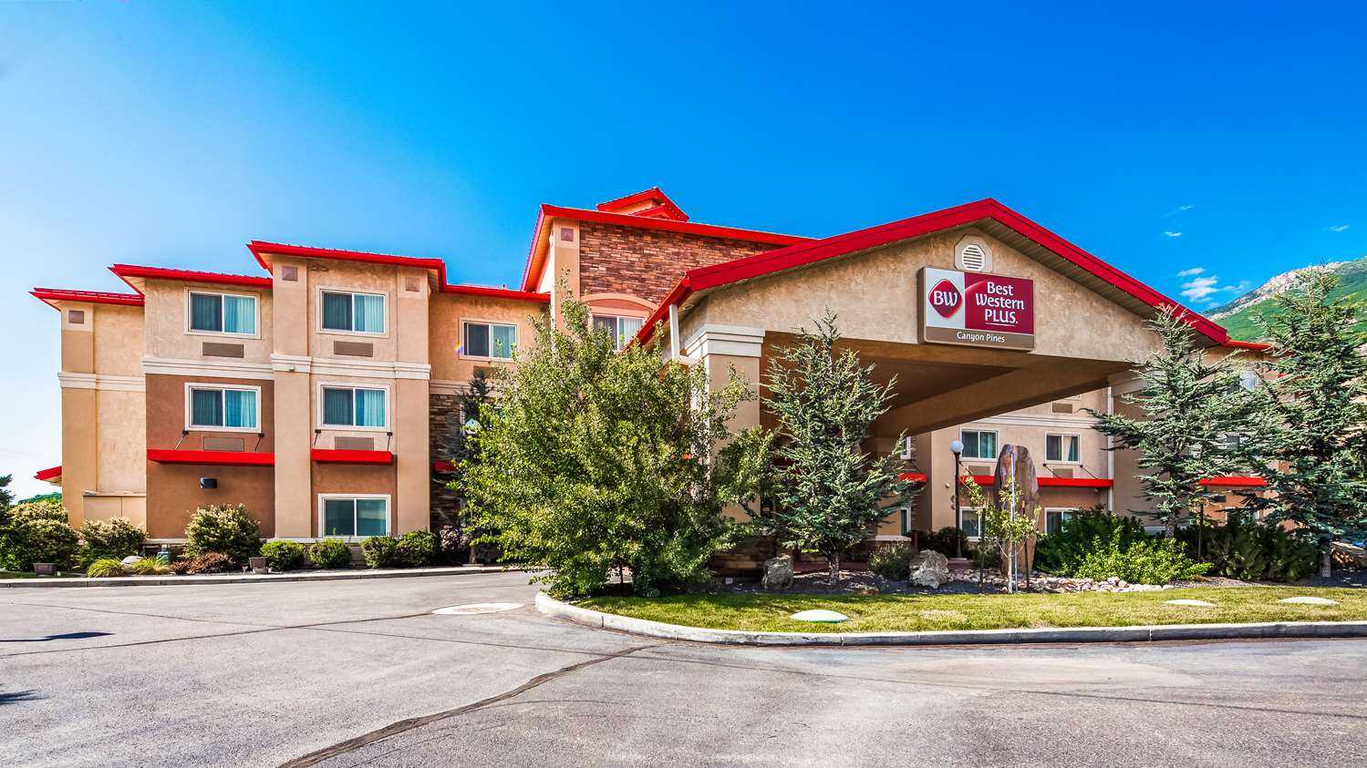 Best Western Plus Canyon Pines in Uintah, UT