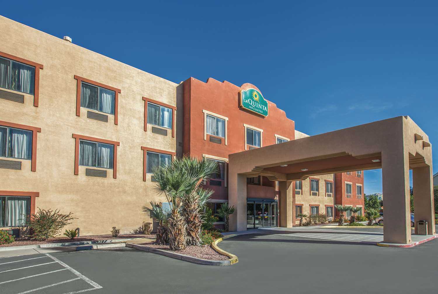 La Quinta Inn & Suites by Wyndham NW Tucson Marana in Tucson, AZ