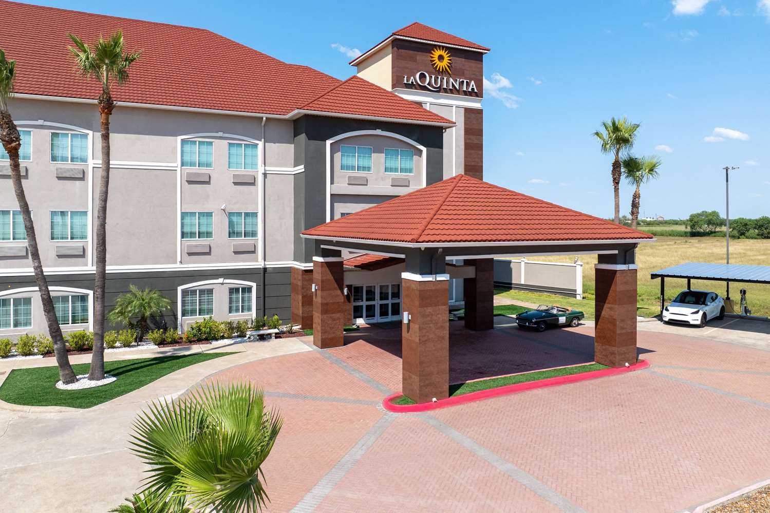 La Quinta Inn & Suites by Wyndham Raymondville in Raymondville, TX