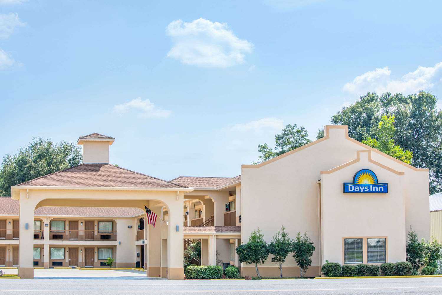 Days Inn by Wyndham Abbeville in Abbeville, LA