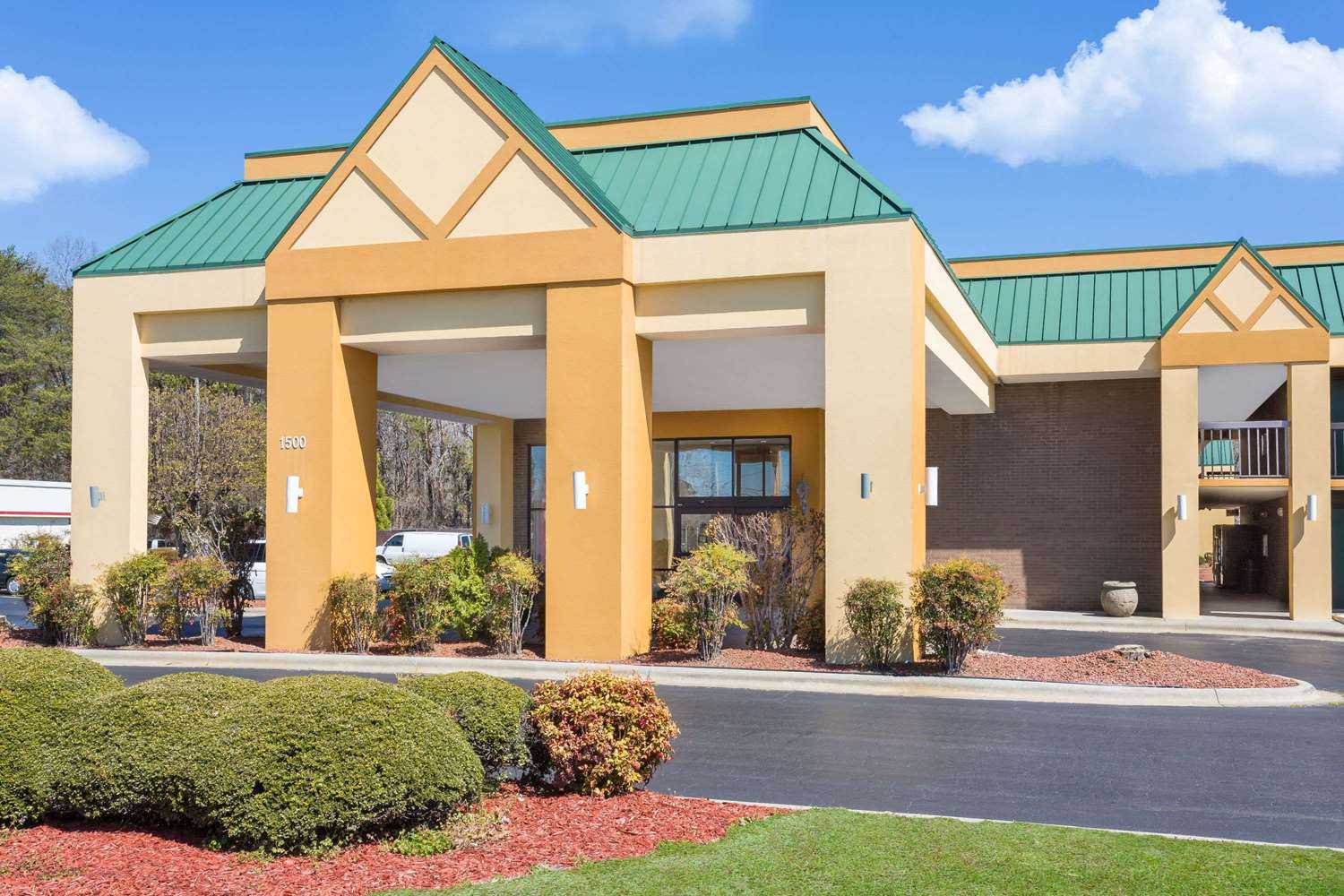 Days Inn by Wyndham Mocksville in Mocksville, NC