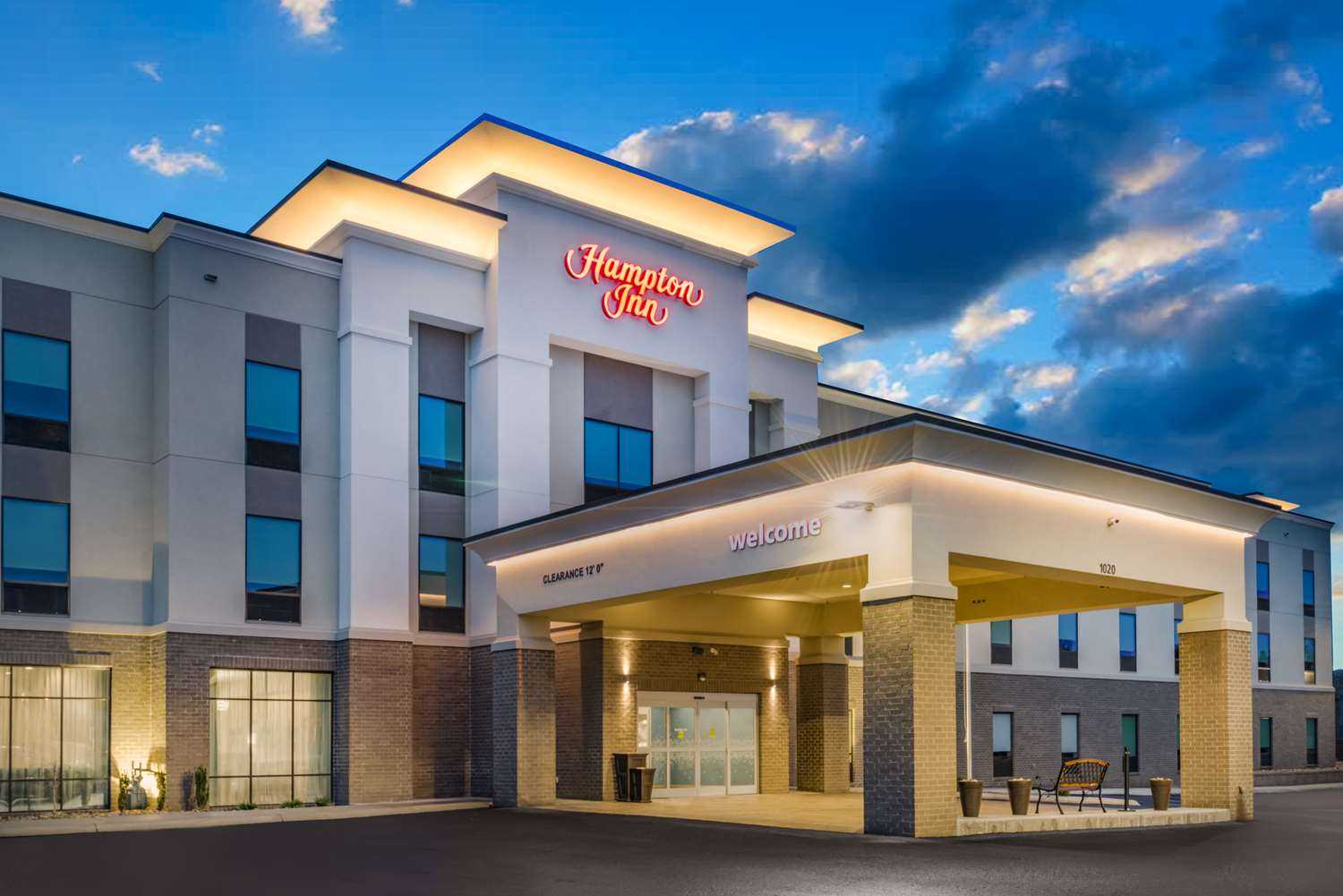 Hampton Inn Newport in Newport, TN