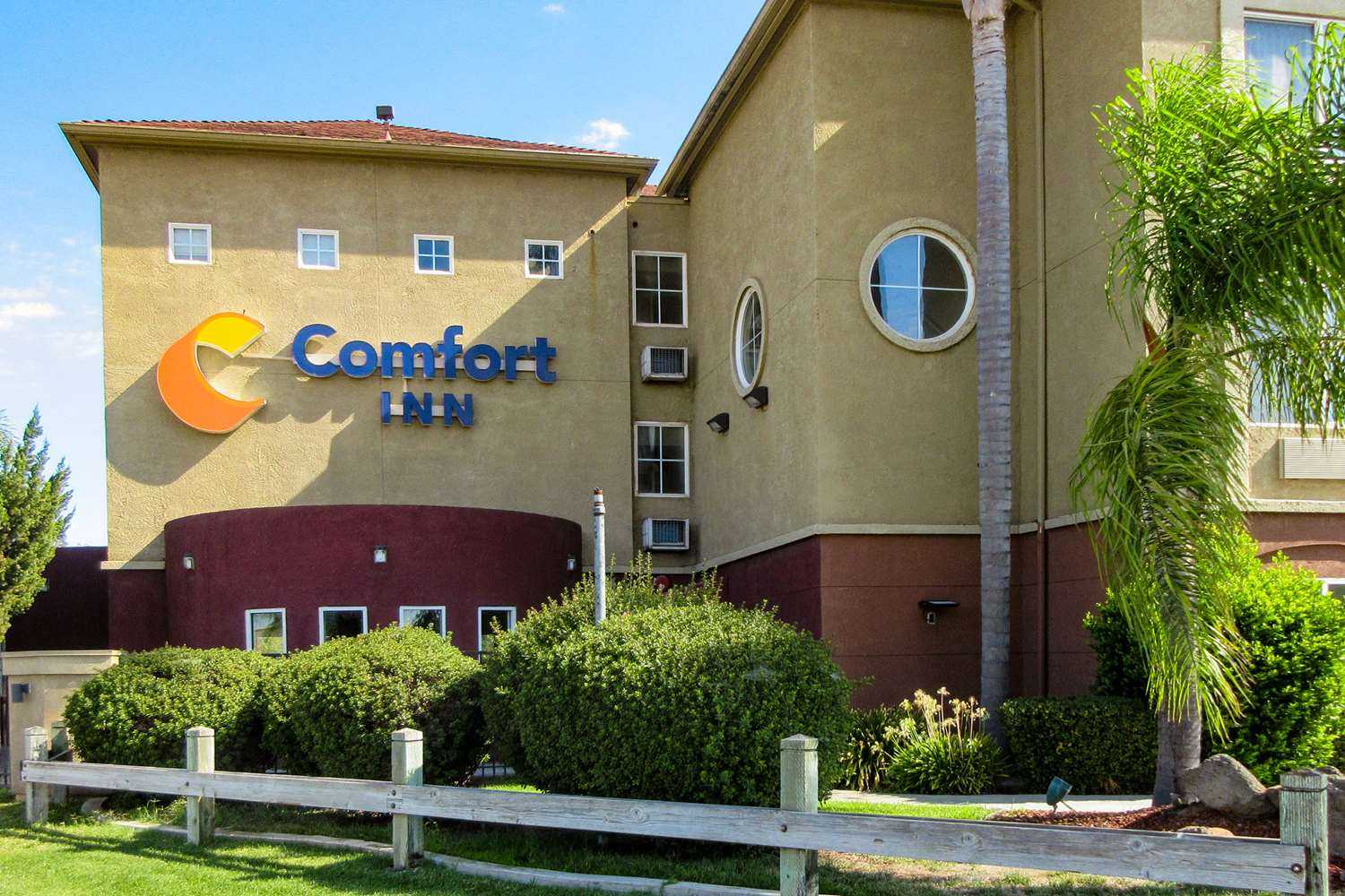 Comfort Inn Lathrop - Stockton Airport in Lathrop, CA