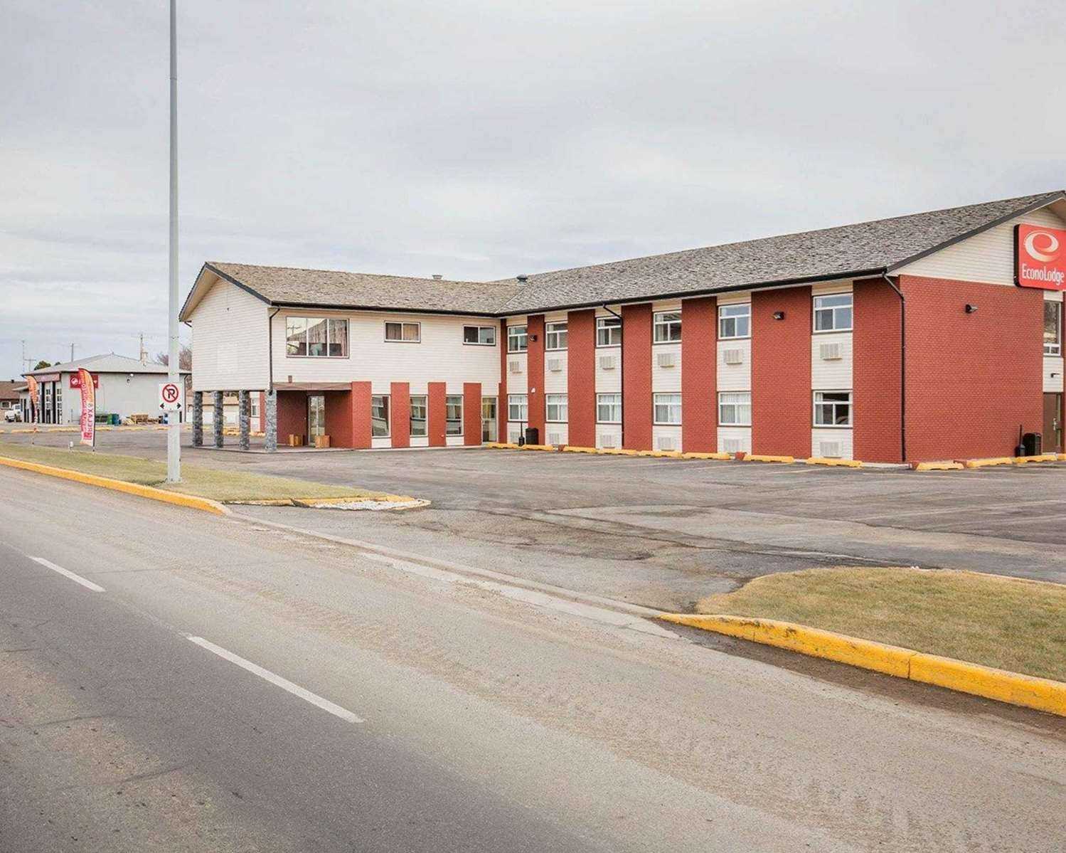 Econo Lodge Taber in Taber, AB