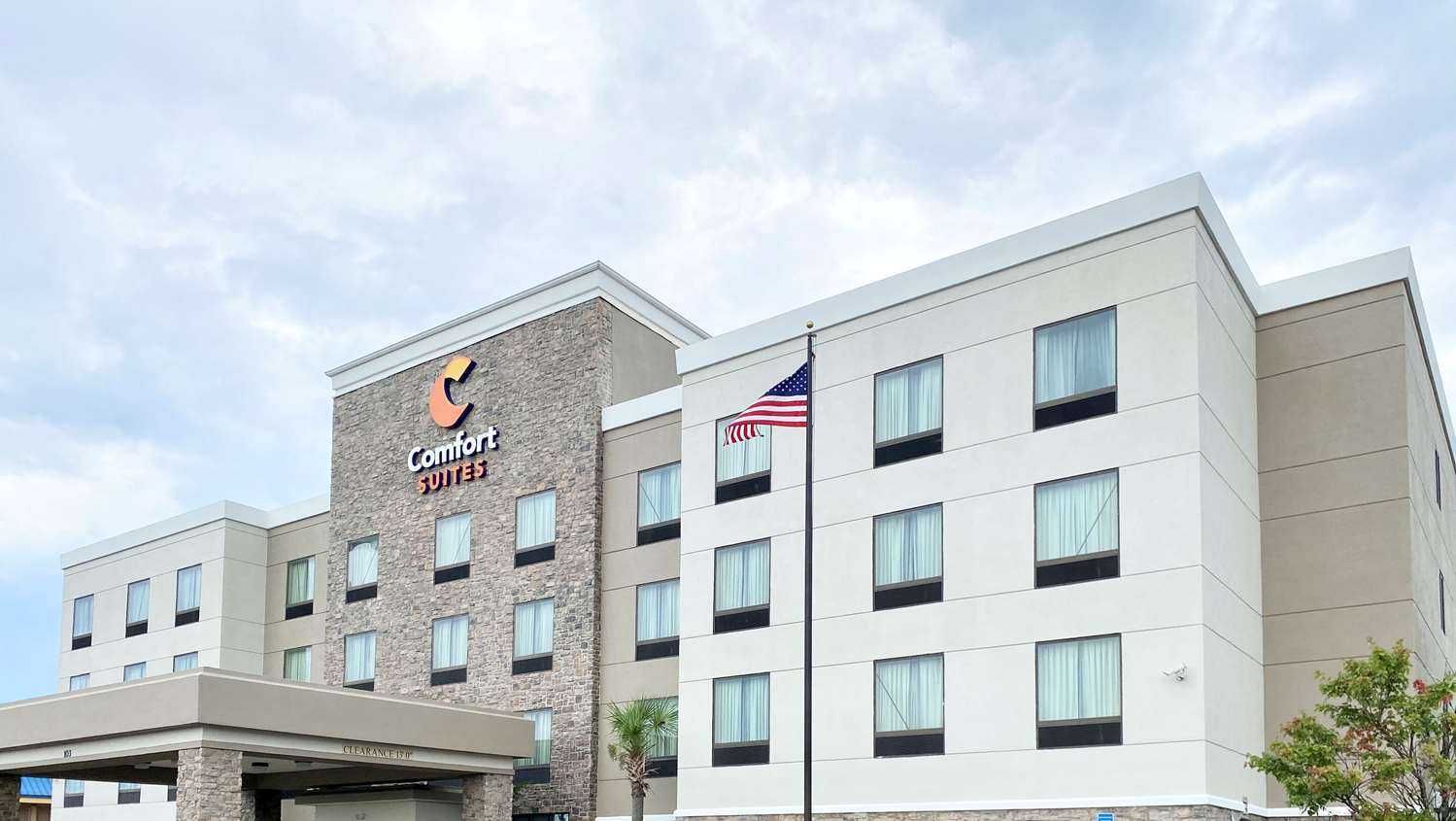 Comfort Suites Byron Warner Robins in Byron, GA