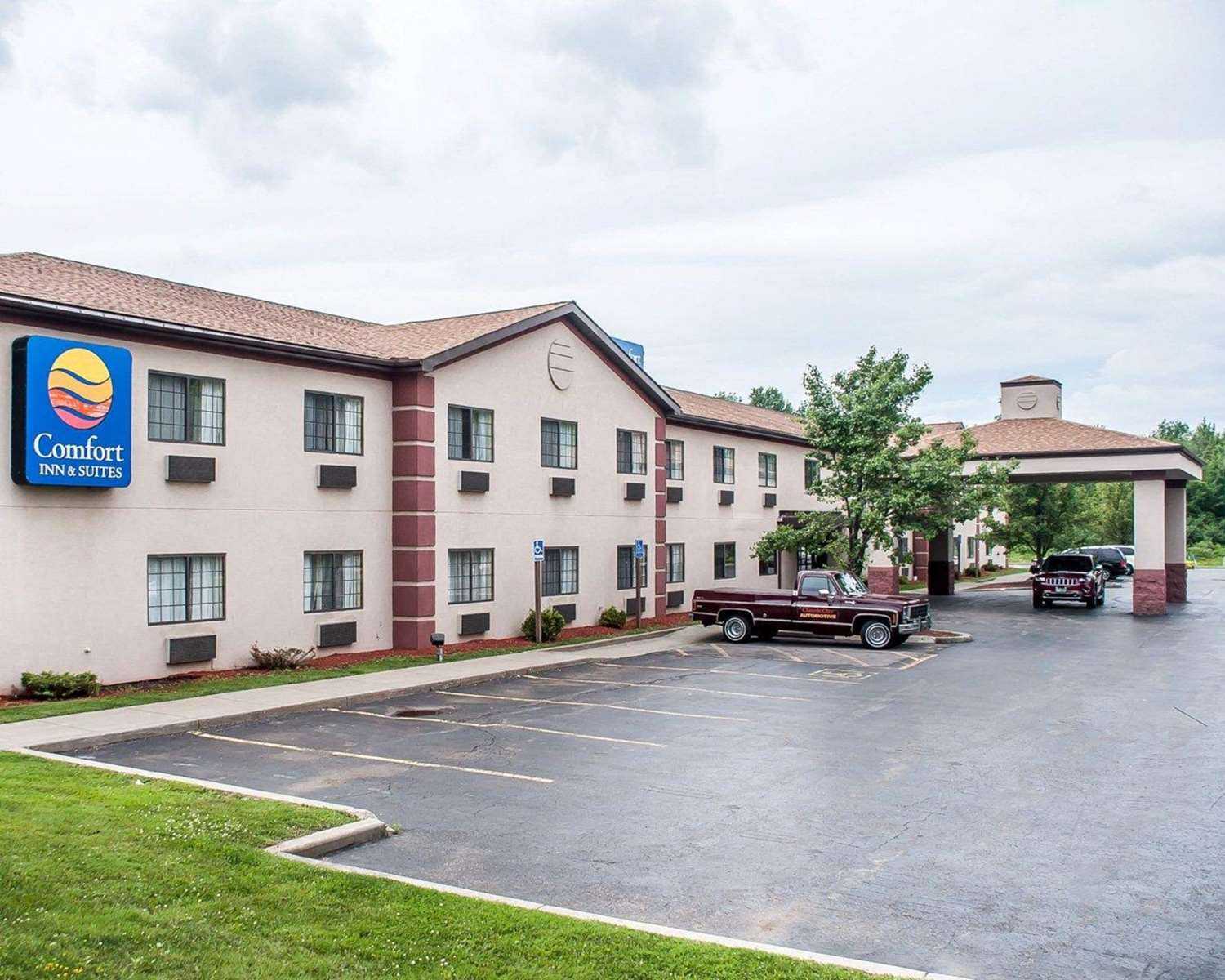 Comfort Inn and Suites in Hambourg, NY