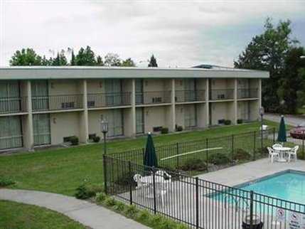 Americas Best Value Inn Henderson in Henderson, NC