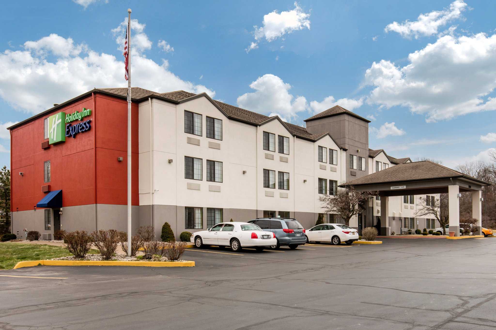 Holiday Inn Express Hotel Henderson in Henderson, KY