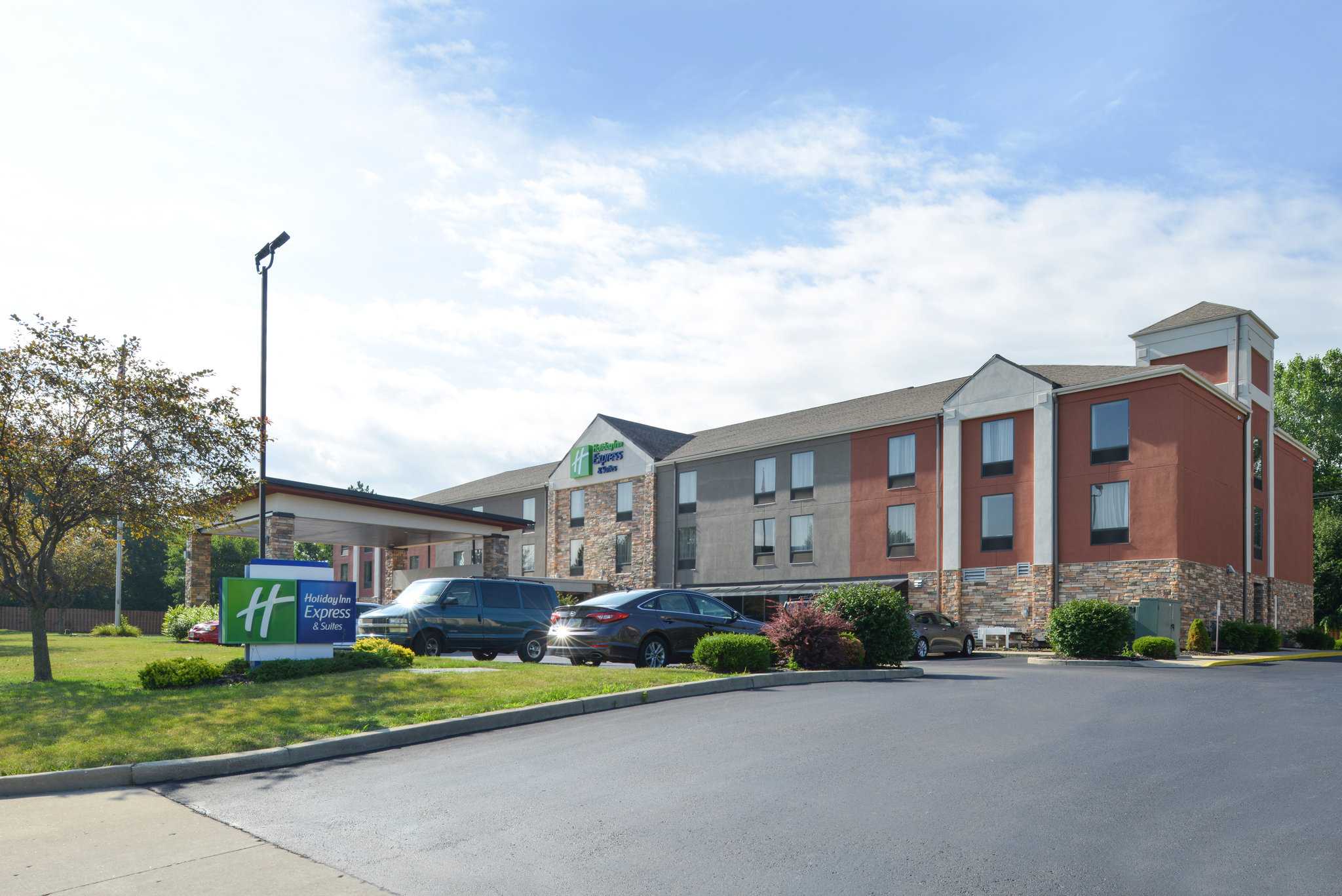 Holiday Inn Express Hotel & Suites Dayton Huber Heights in Huber Heights, OH