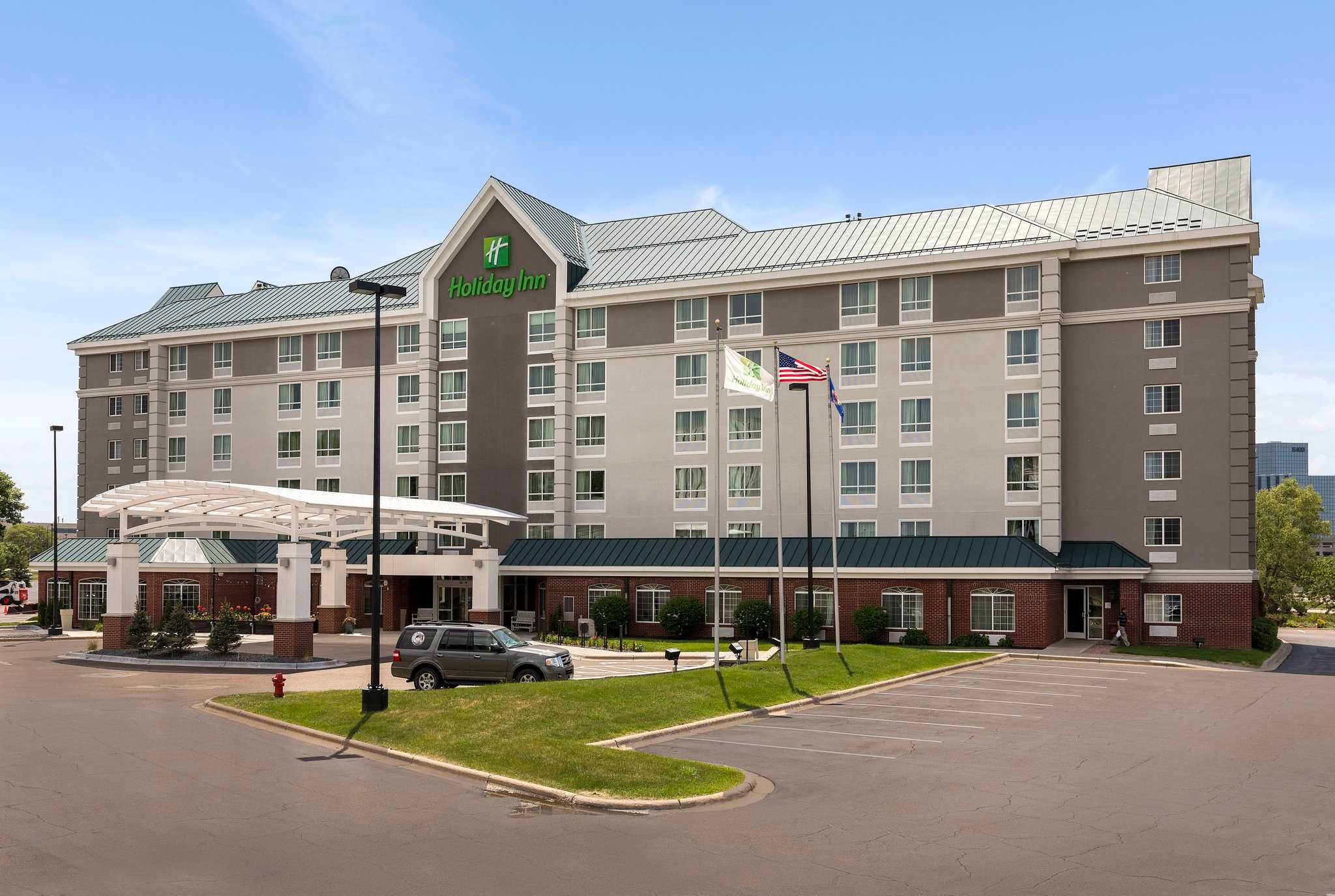 Holiday Inn Bloomington W MSP Airport Area in Bloomington, MN