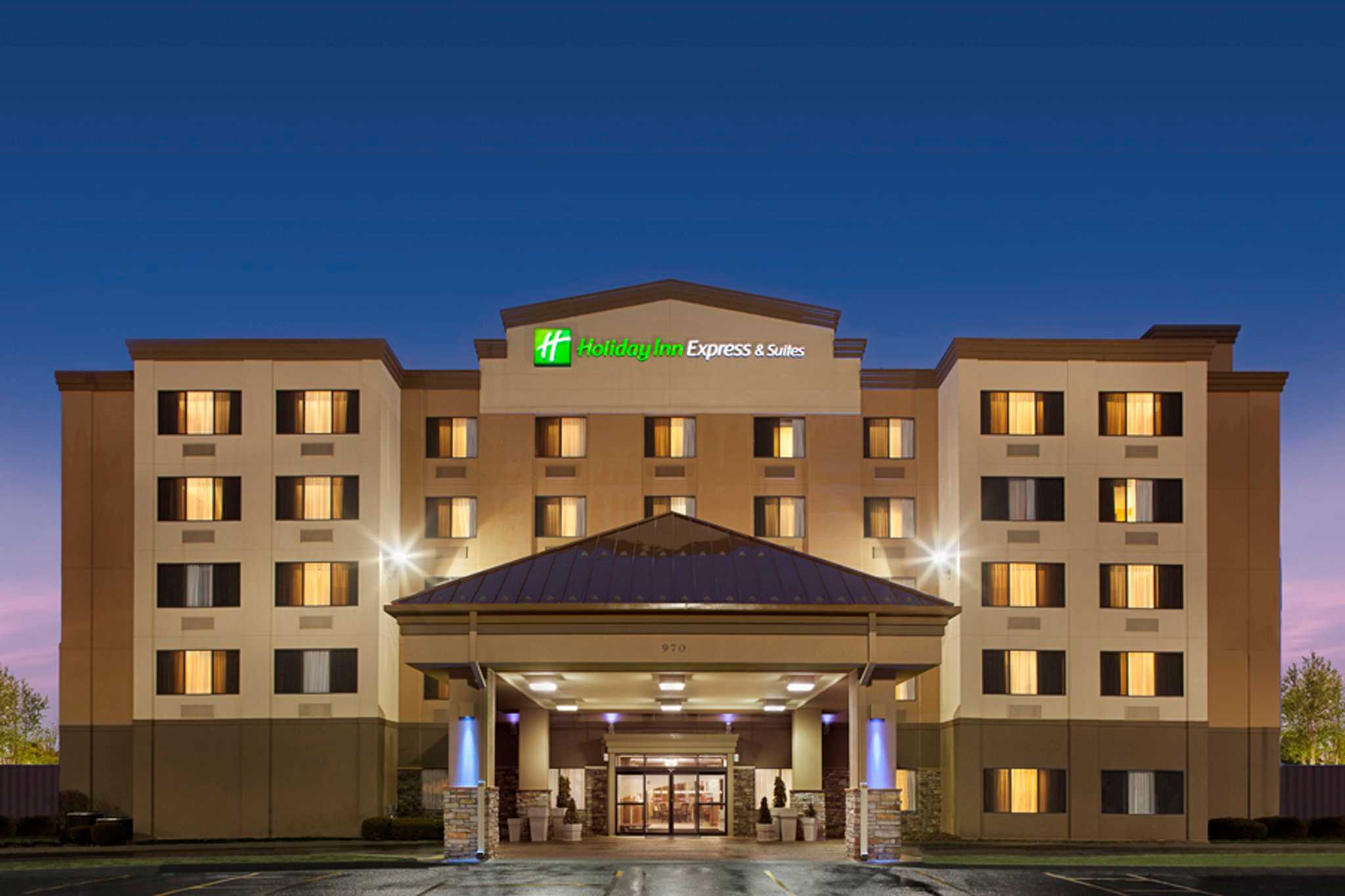 Holiday Inn Express Hotel & Suites Coralville in Coralville, IA