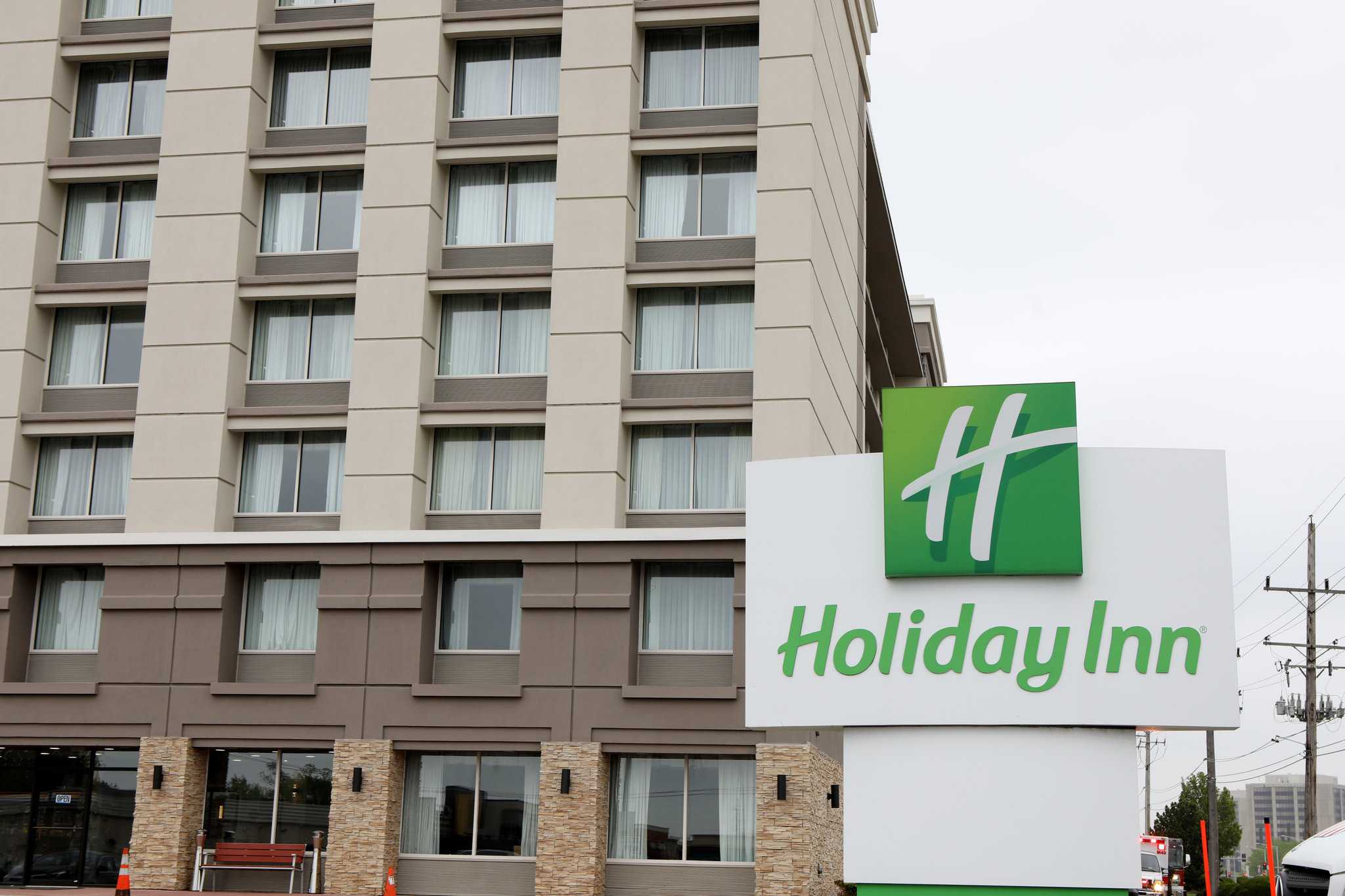 Holiday Inn Chicago Oakbrook in Oakbrook Terrace, IL