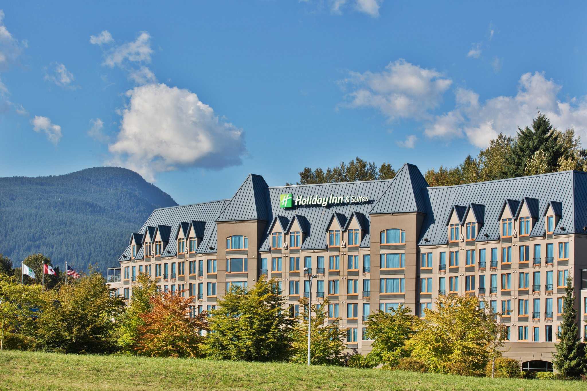 Holiday Inn Hotel & Suites North Vancouver in North Vancouver, BC