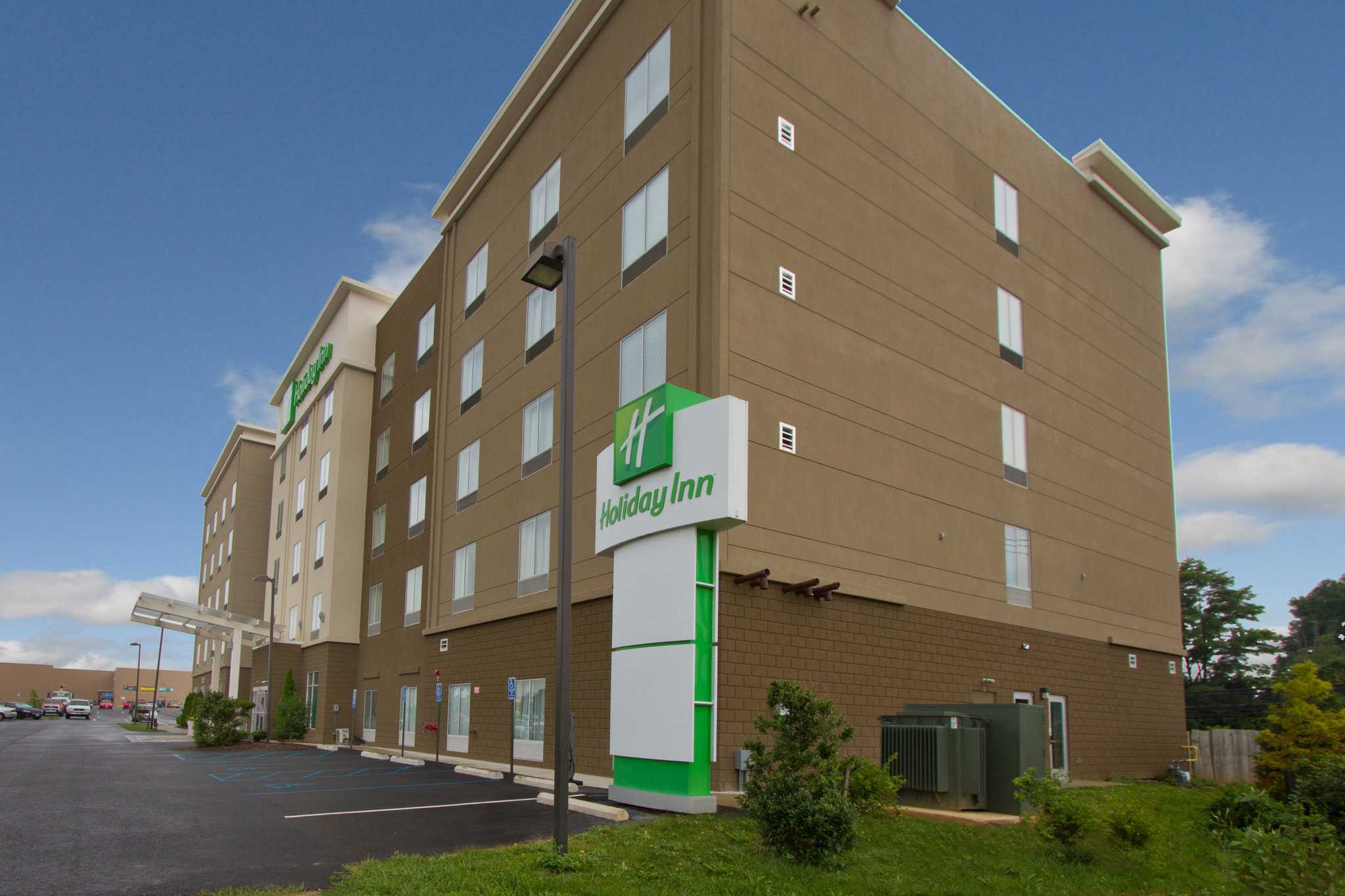 Holiday Inn - Christiansburg Blacksburg in Roanoke, VA